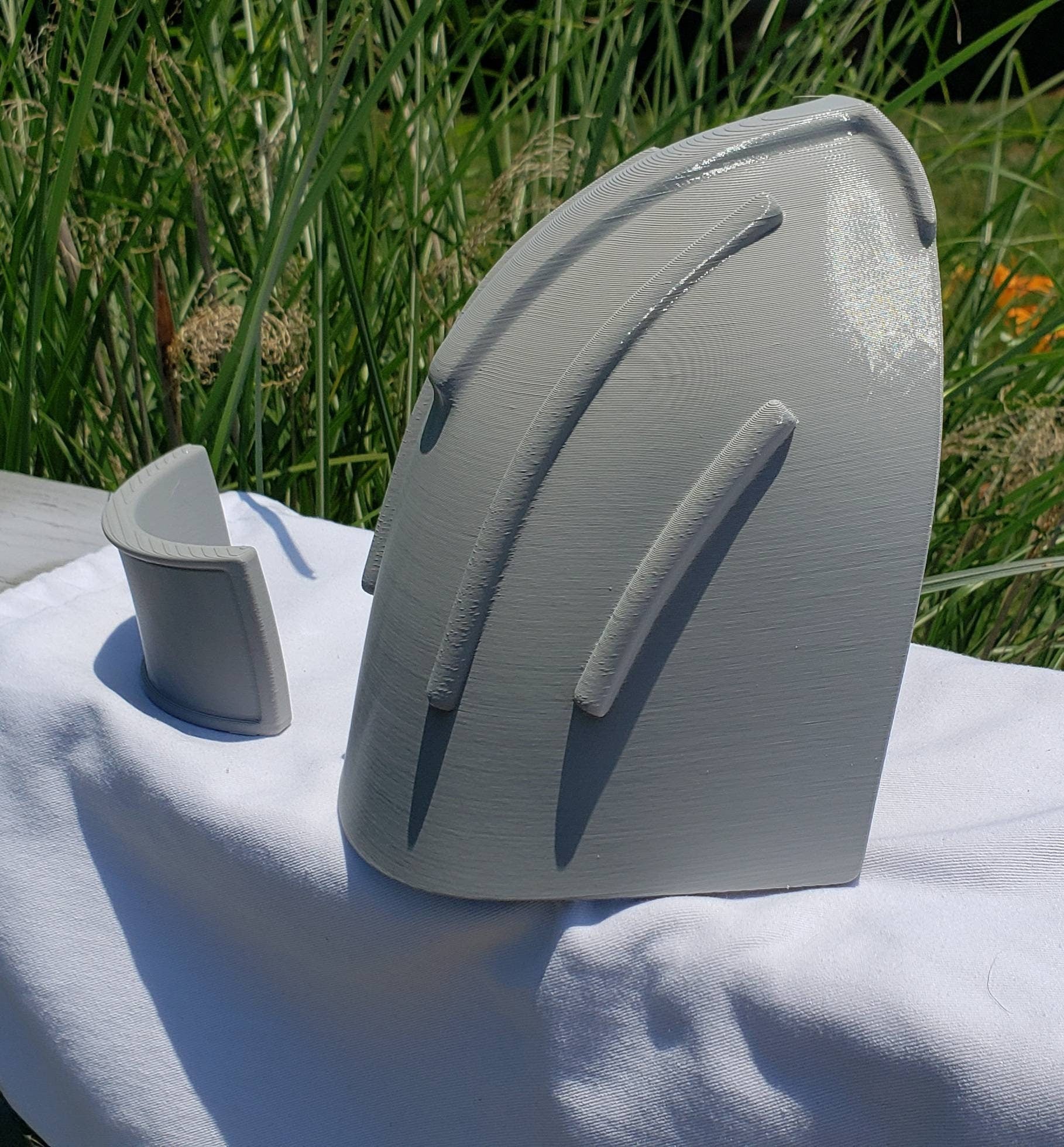 Heavy Infantry Mando Clean Version Right Shoulder Armor Mandalorian Costume. Manufactured & Shipped from USA