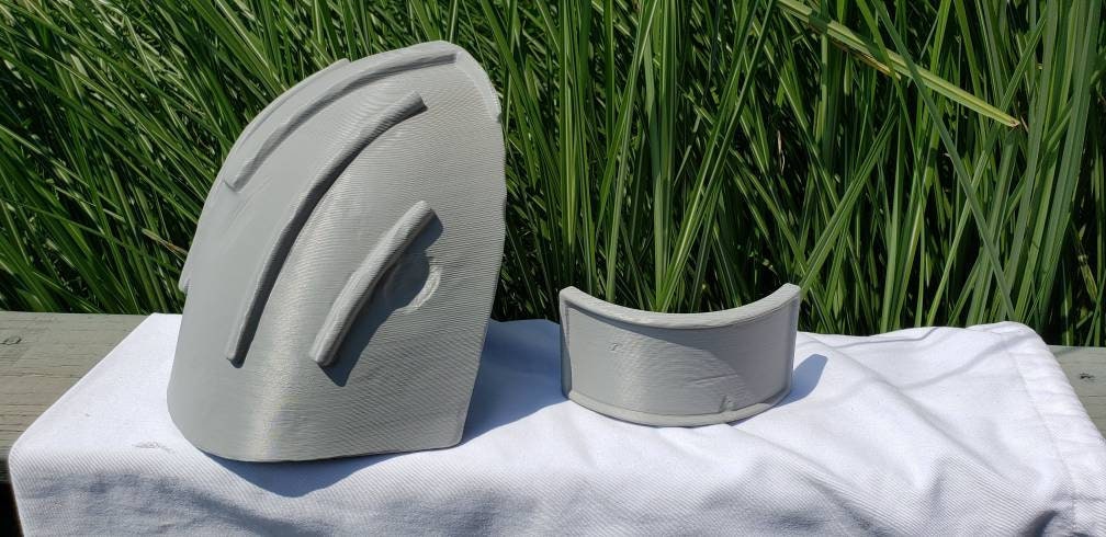 Heavy Infantry Mando Battle Damage Version Right Shoulder Armor Mandalorian Costume. Manufactured & Shipped from USA