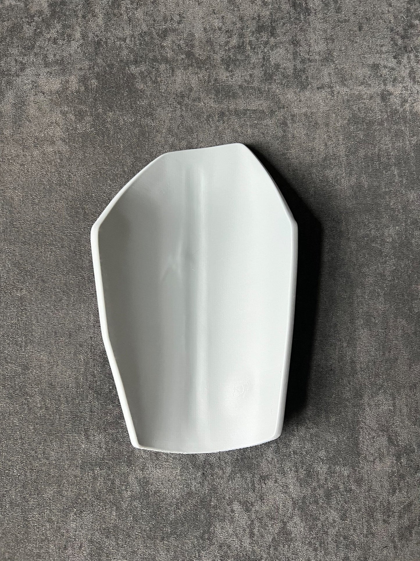 Mandalorian Battle Damage Right Thigh, Din Djarin Thigh, Right thigh armor, Canon