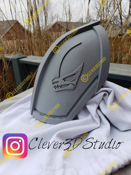 Shoulder Armor with Mudhorn Signet, Mandalorian Beskar Armor